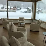 Schweizerhof Szálloda 3*