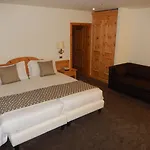 Schweizerhof Otel Pontresina