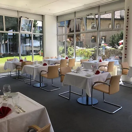 Schweizerhof 3* פונטרסינה