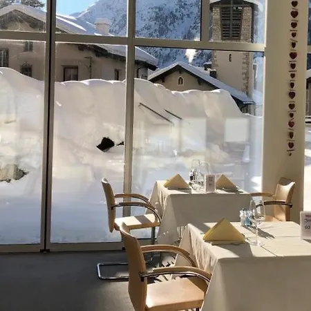 Szálloda Schweizerhof 3*