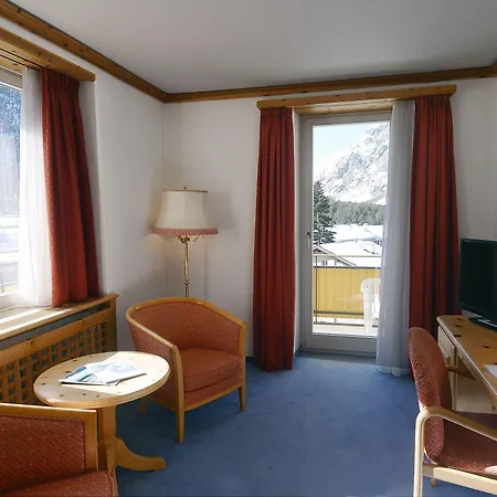Schweizerhof Hotel Pontresina