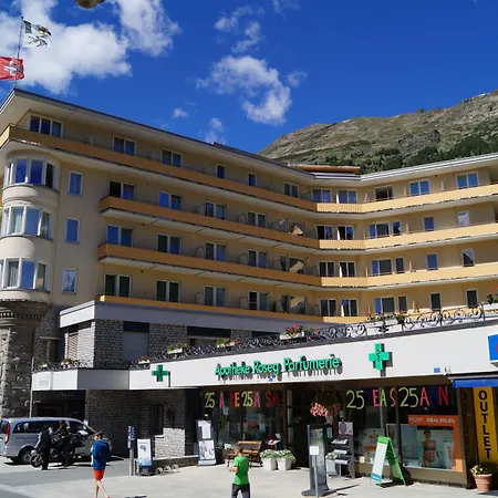 Schweizerhof Hotell 3*