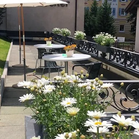 Ξενοδοχείο Schweizerhof 3*