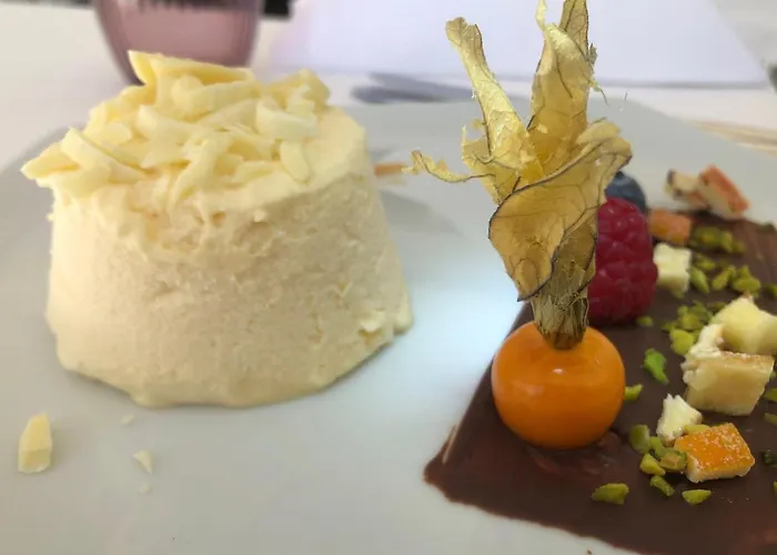 Schweizerhof Отель Понтрезина